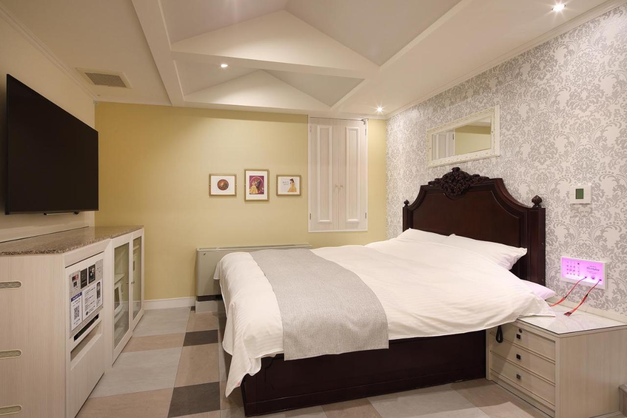 ホテルバースデー岐阜西店 Birthday Gifuwest (adults Only) 2*