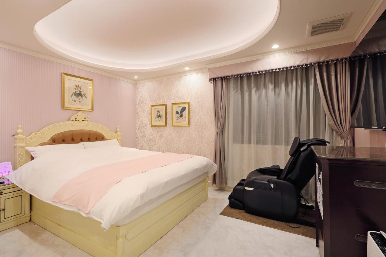 ホテルバースデー岐阜西店 Birthday Gifuwest (adults Only) 2*